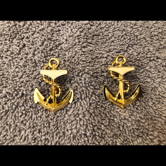 Jewelry - Nautical Gold and Cream Colored Pierced Earrings